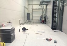 Konserwacja systemów podłóg podniesionych